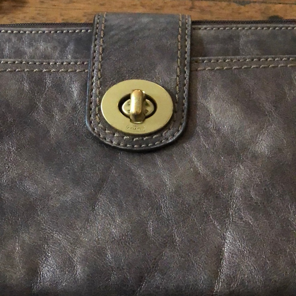 Coach Clutch/wristlet - Picture 2 of 4